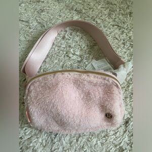 Lululemon crossbody bag, and new with tags!